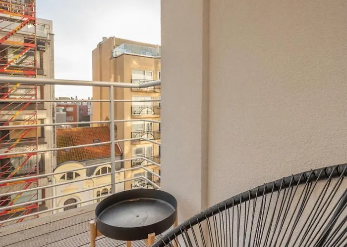 Bright Modern With Balcony Apartment Ostend