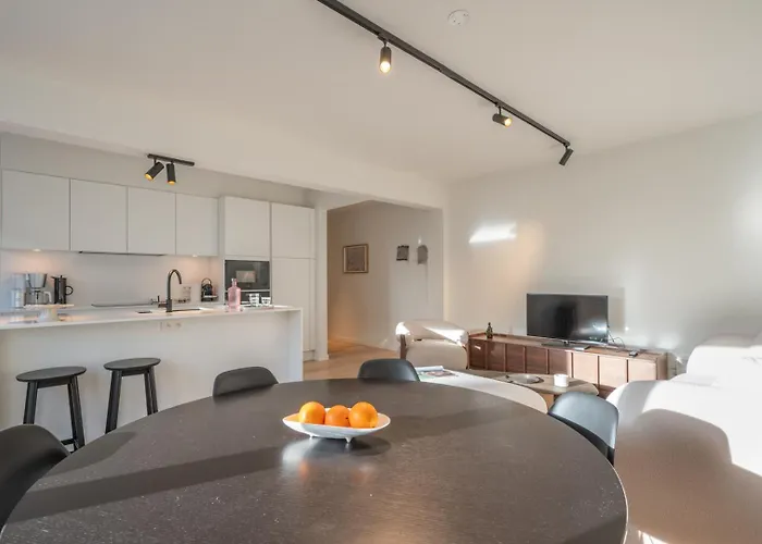 Bright Modern With Balcony Apartment Ostend