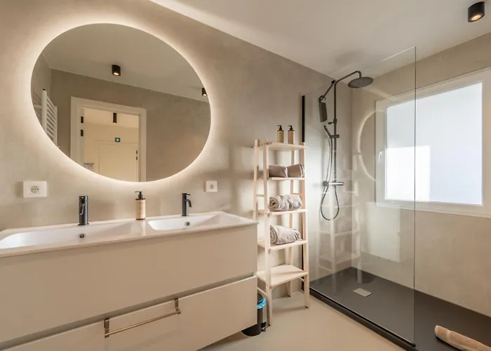 Apartment Bright Modern With Balcony Ostend